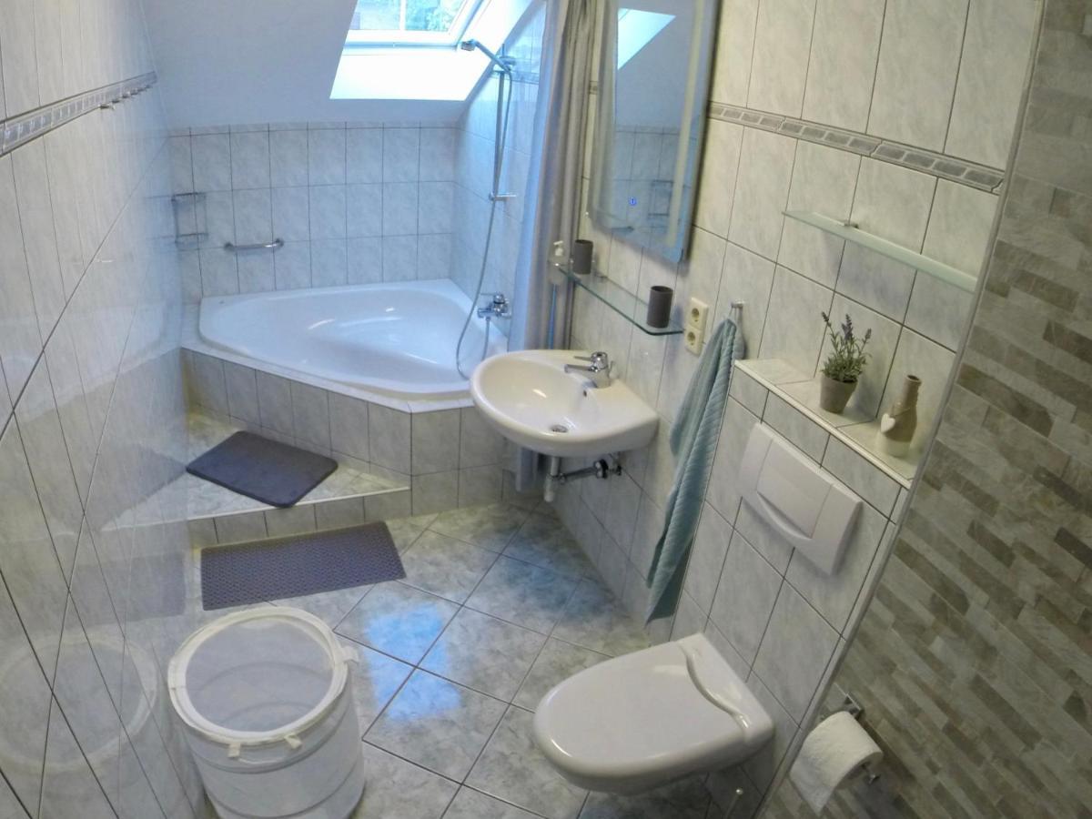 Holiday Apartment Lavanda Sumpetar Jesenice  Exteriör bild